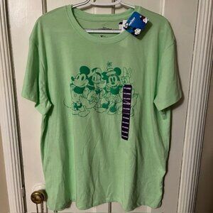 DISNEY WOMEN'S XXL GREEN T-SHIRT; MICKEY & FRIENDS, SHORT SLEEVE, NWT; CUTE!